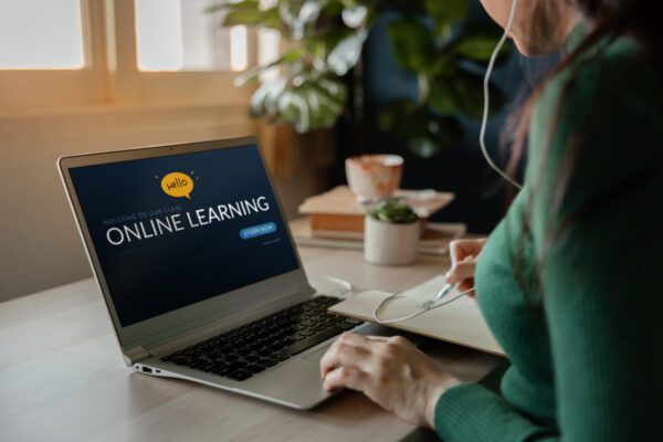 learning-online-concept-young-woman-using-computer-laptop-learn-e-learning-course-from-internet-home